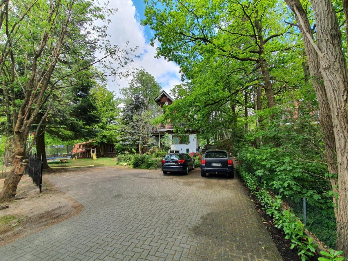 Apartment Bei Hamburg Bis 10 Personen Mit Terasse Und Gartennutzung. บุคโฮลซ์ อิน แด นอร์ดไฮเดอ ภายนอก รูปภาพ